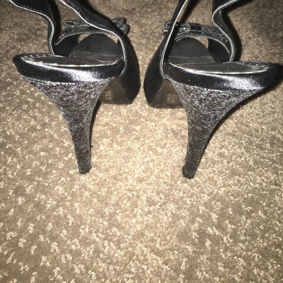 Lulu Townsend Black Satin Slingback Heels - Picture 4 of 5